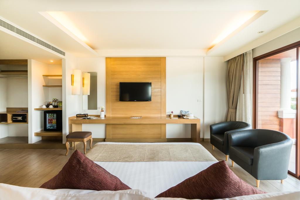 Ayrest Hua Hin Hotel Ngoại thất bức ảnh